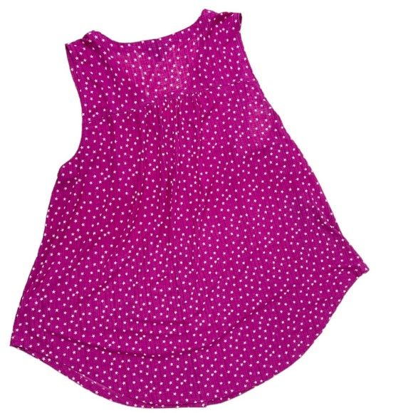 Torrid Magenta Star Crepe Button Down Tank - Picture 3 of 10